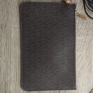 Michael Kors zip pouch